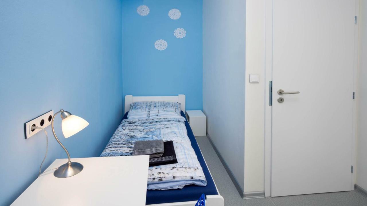 Apartment Four Year Seasons - Walkable To Centre, Metro And Riverside Πράγα Εξωτερικό φωτογραφία