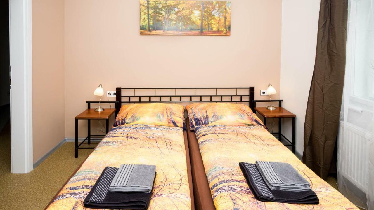 Apartment Four Year Seasons - Walkable To Centre, Metro And Riverside Πράγα Εξωτερικό φωτογραφία
